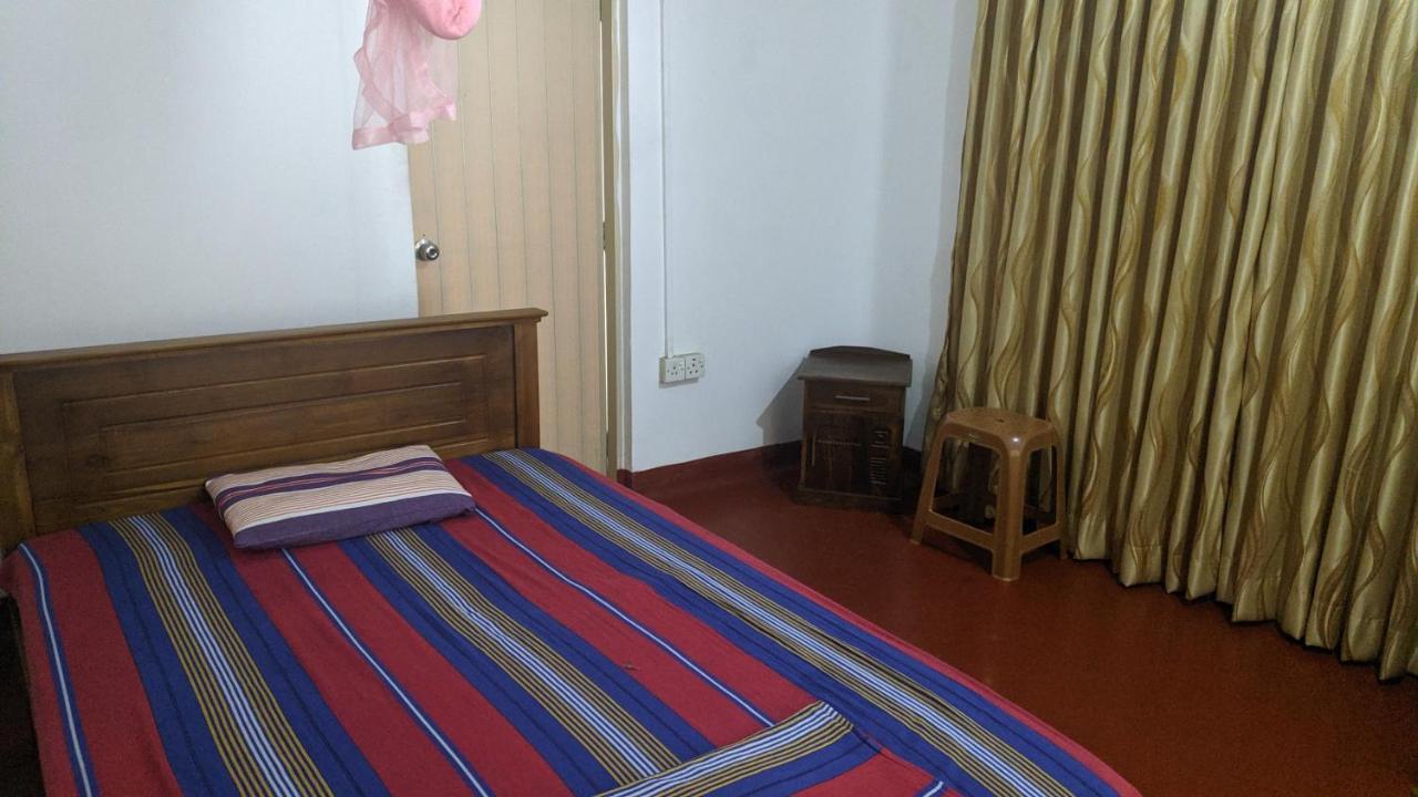 Umaya Rest Inn Balangoda Exteriör bild